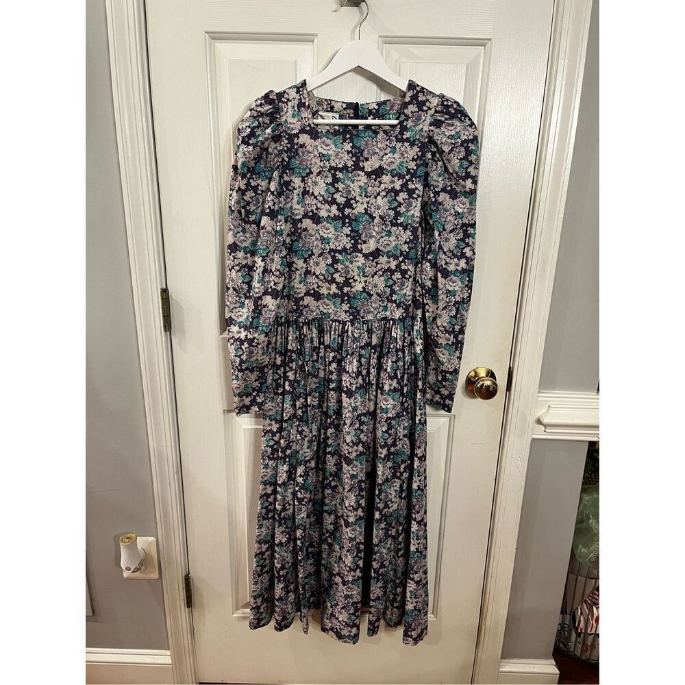 Vintage Laura Ashley Purple Floral Tie Belt Dress sz 10 EUC Modest